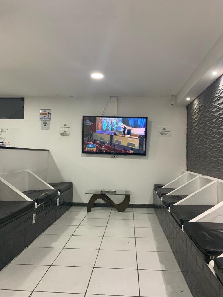 Estacao Hostel - Em Frente Ao Metro São Paulo Buitenkant foto